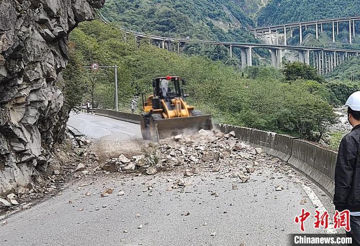 雅安地震最新死亡人数及其影响